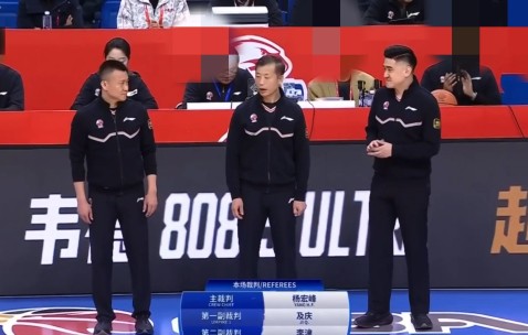 国际比赛日广厦男篮调整名单以备德甲，调整名单环节打磨，态度坚定，轮换策略成焦点的简单介绍-ayx