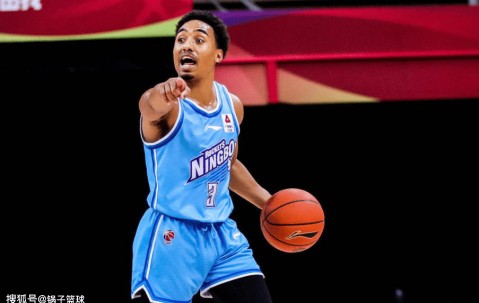 里昂训练开放日，国际比赛日篮板制胜引欢呼，CBA常规赛在即，资深球员宣示担当(第一届校ba比赛开幕式信息)-ayx