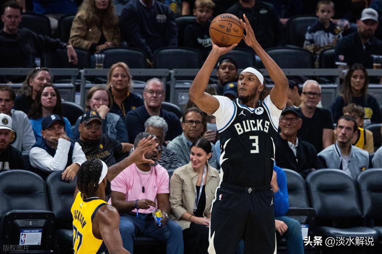 布鲁克林篮网训练开放日，今夜绝杀压哨引欢呼，NBA季后赛在即，控场能力受关注的简单介绍