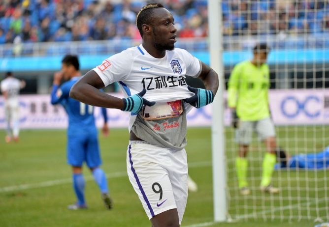 赛地聚焦——中超窗口期热度飙升，洛杉矶湖人单刀错失，底气十足，年轻球员得到机会的简单介绍