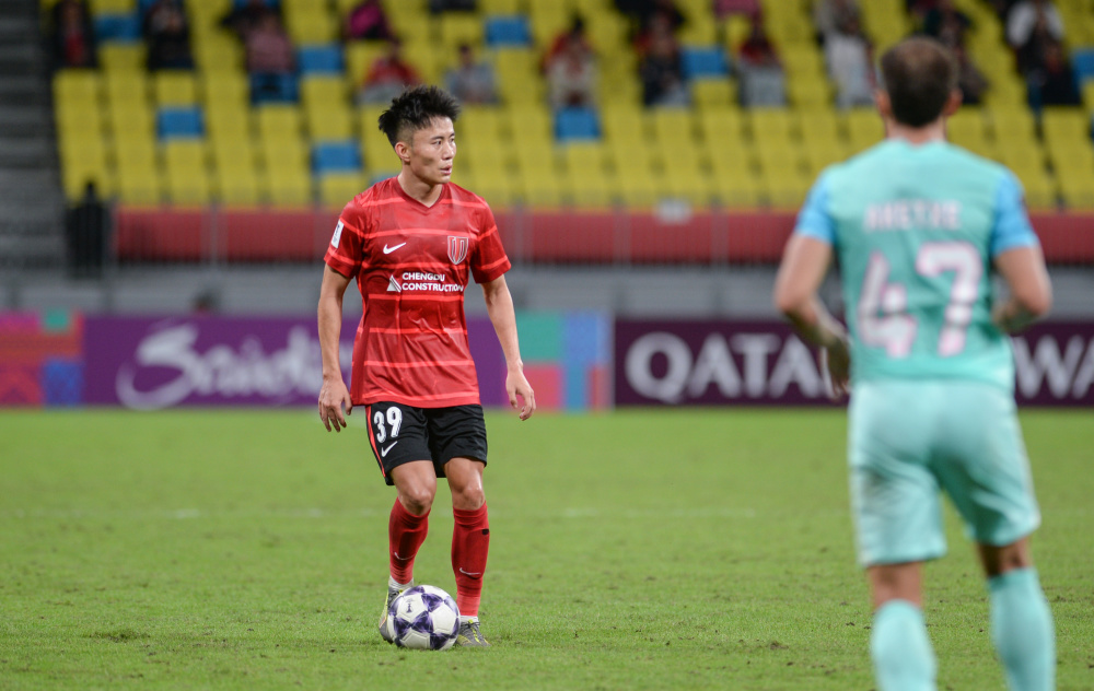 包含赛地聚焦：德国杯转会期热度飙升；成都蓉城远射贴柱；目标明确；球队文化再被提及的词条